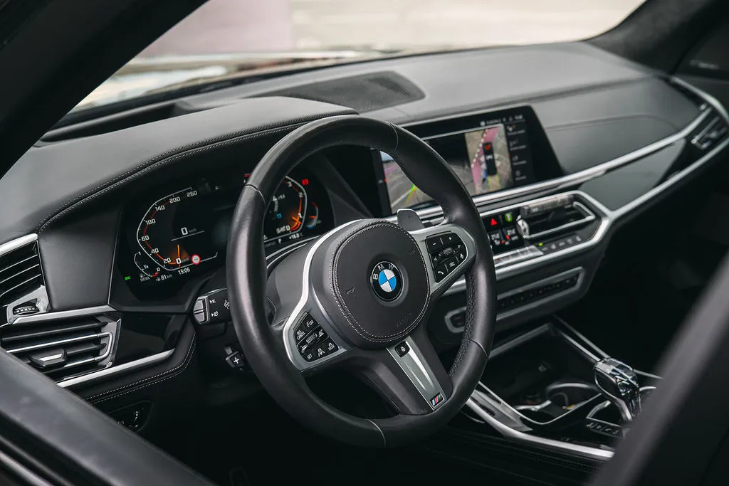BMW X7 M50d xDrive thumbnail 6