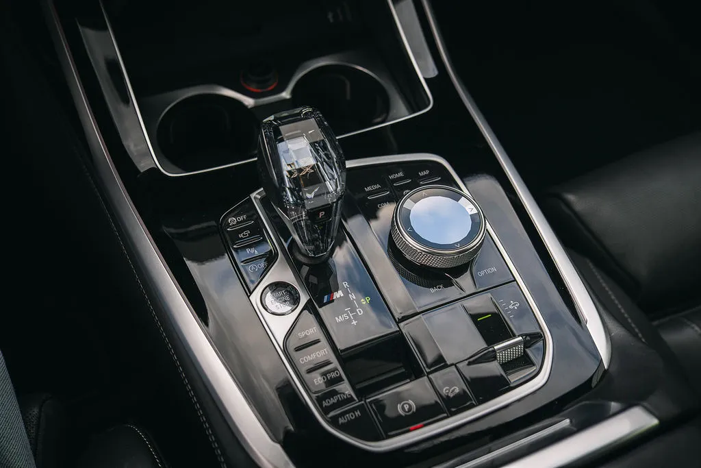 BMW X7 M50d xDrive thumbnail 9