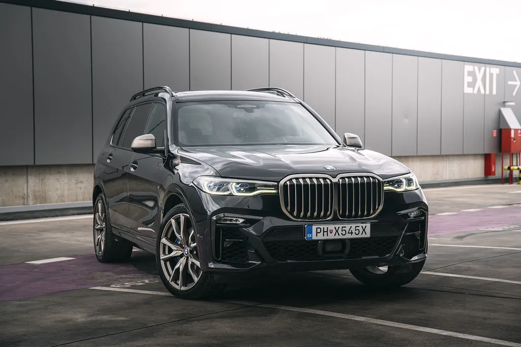 BMW X7 M50d xDrive thumbnail 22