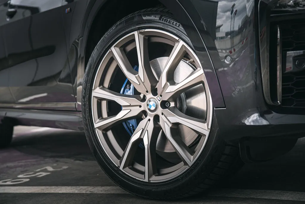 BMW X7 M50d xDrive thumbnail 35