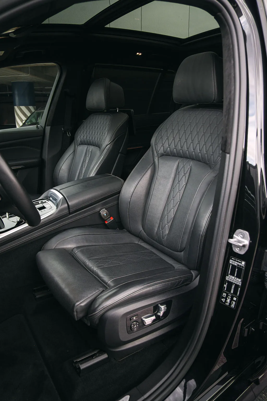 BMW X7 M50d xDrive thumbnail 38
