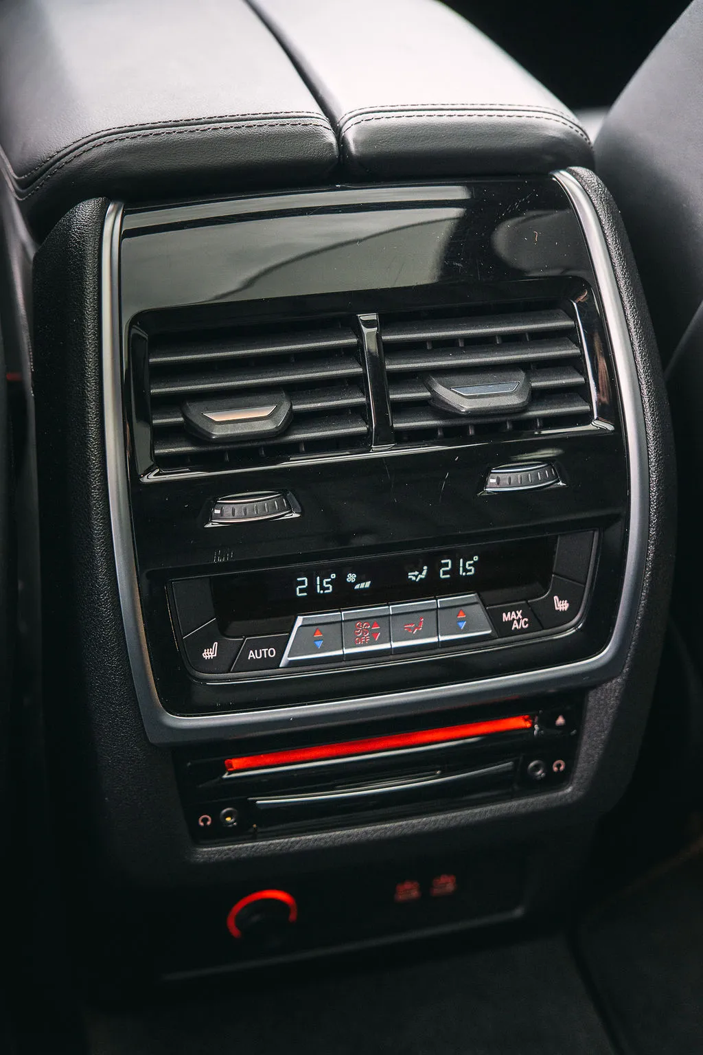 BMW X7 M50d xDrive thumbnail 54